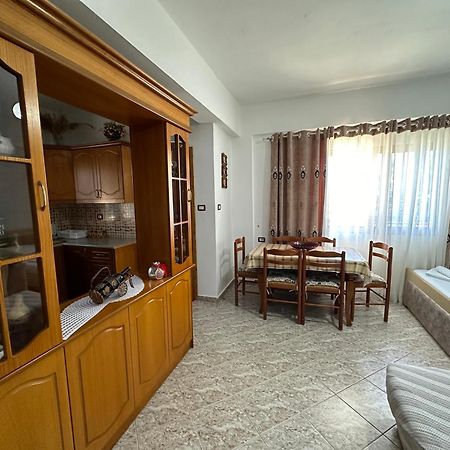 Albi'S Guesthouse Ksamil Kültér fotó