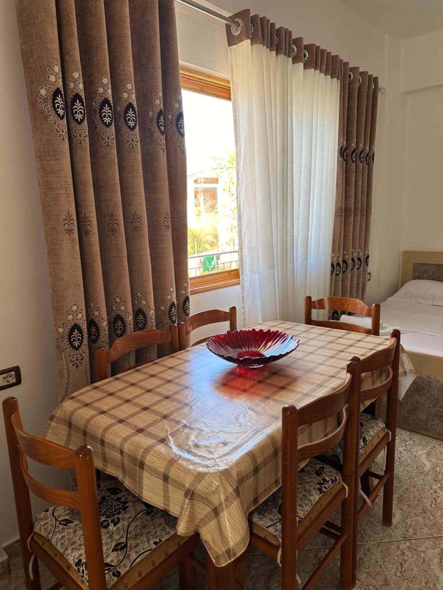 Albi'S Guesthouse Ksamil Kültér fotó
